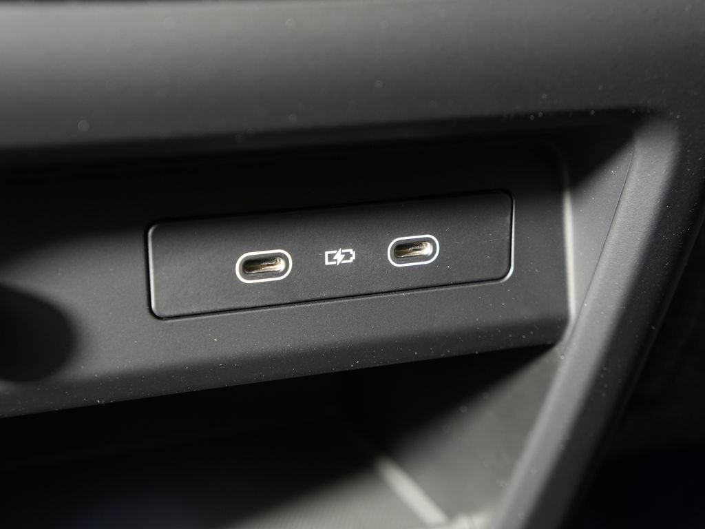 New 2026 Porsche Cayenne AWD/4WD image 37