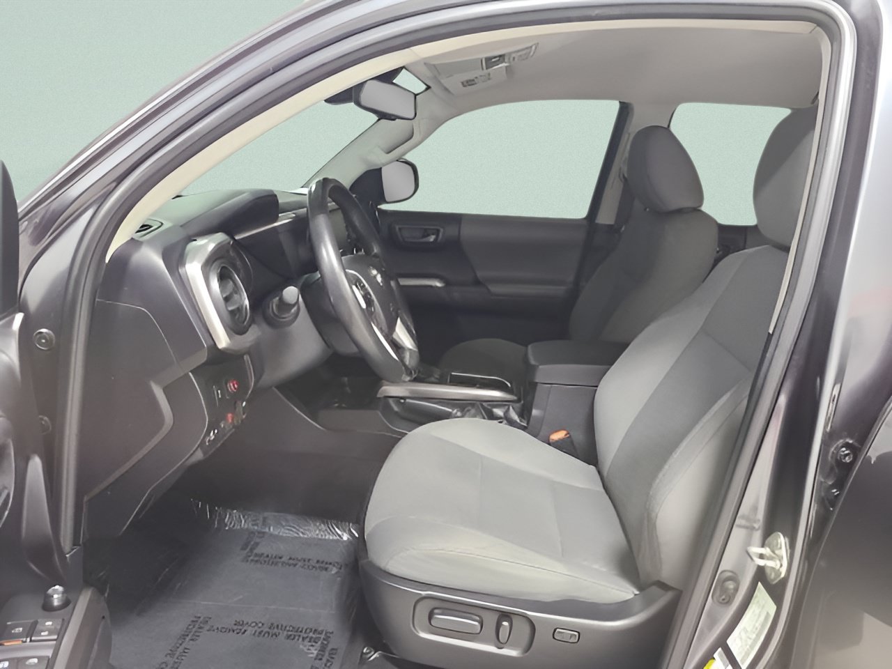 Used 2021 Toyota Tacoma SR5 w/ Technology Package AWD/4WD image 19