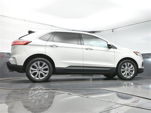 Used 2021 Ford Edge Titanium image 38