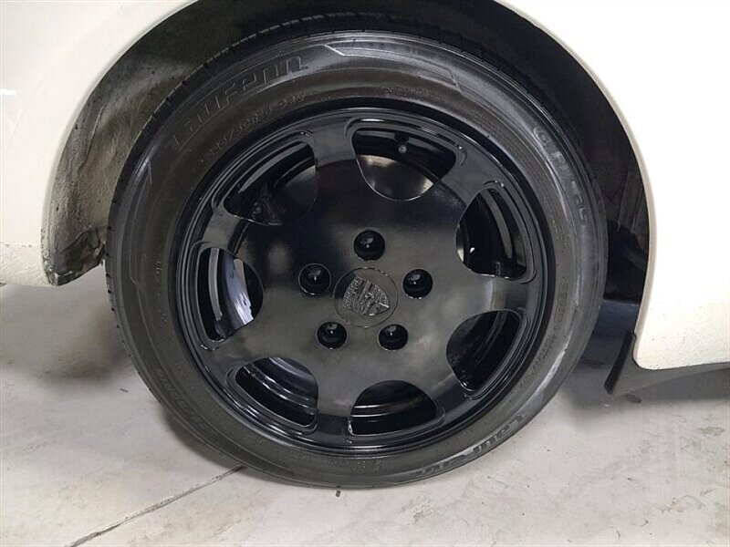 Used 1987 Porsche 944 Turbo RWD image 27