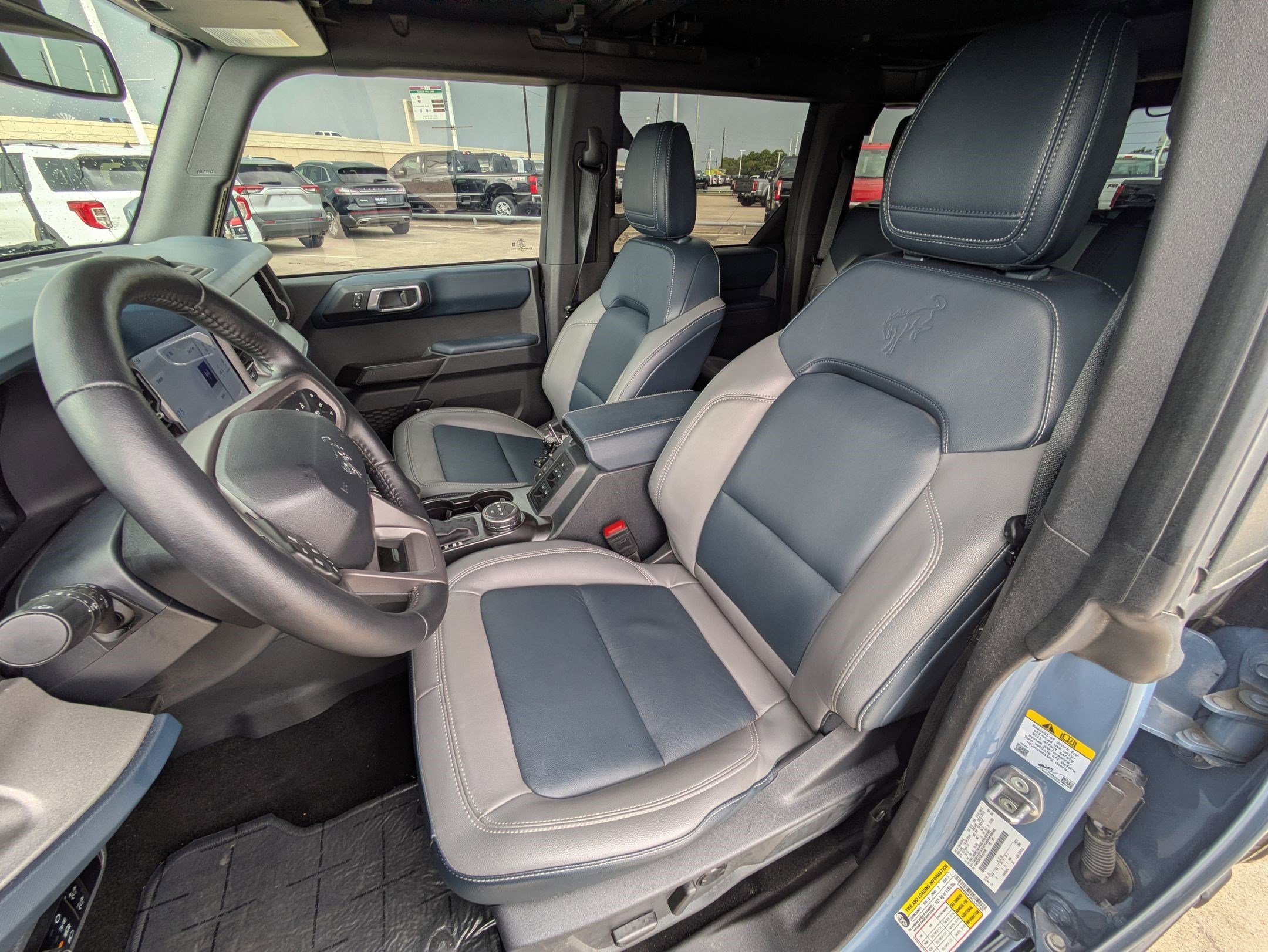 Used 2024 Ford Bronco Outer Banks image 16