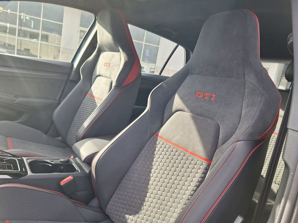 New 2026 Volkswagen GTI SE image 11