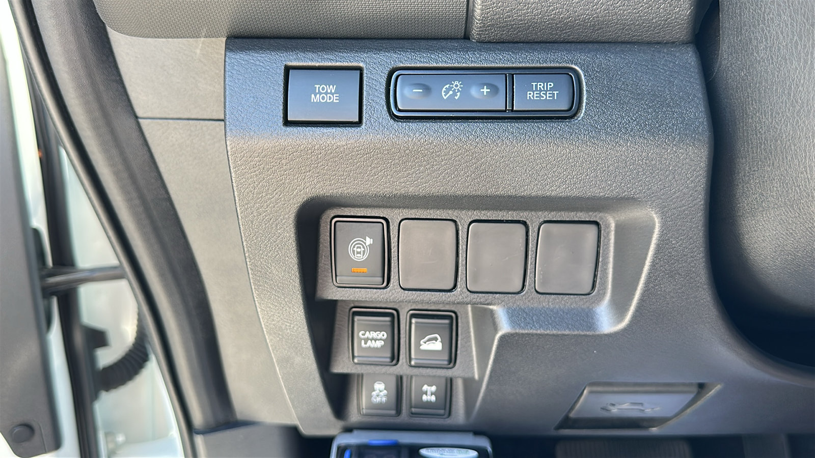Certified 2023 Nissan Frontier PRO-4X w/ Technology Package AWD/4WD image 15