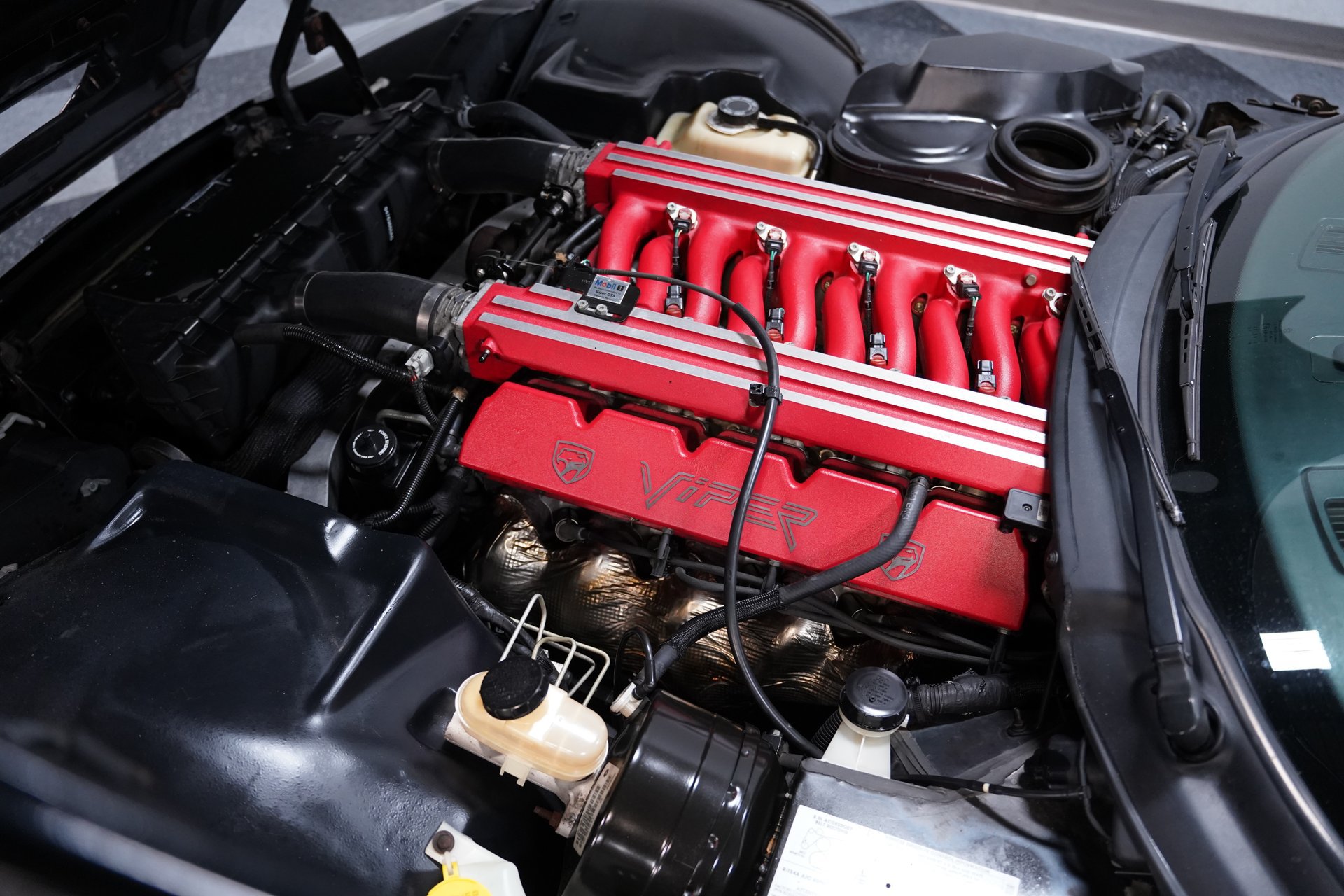 Used 2000 Dodge Viper GTS RWD image 26