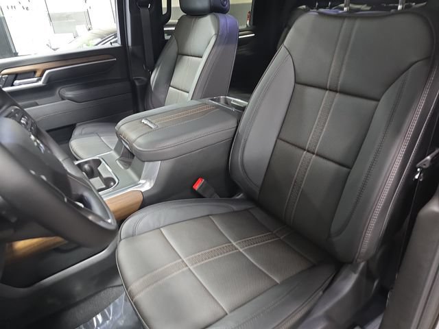 New 2026 Chevrolet Silverado 2500 High Country w/ High Country Premium Package AWD/4WD image 17