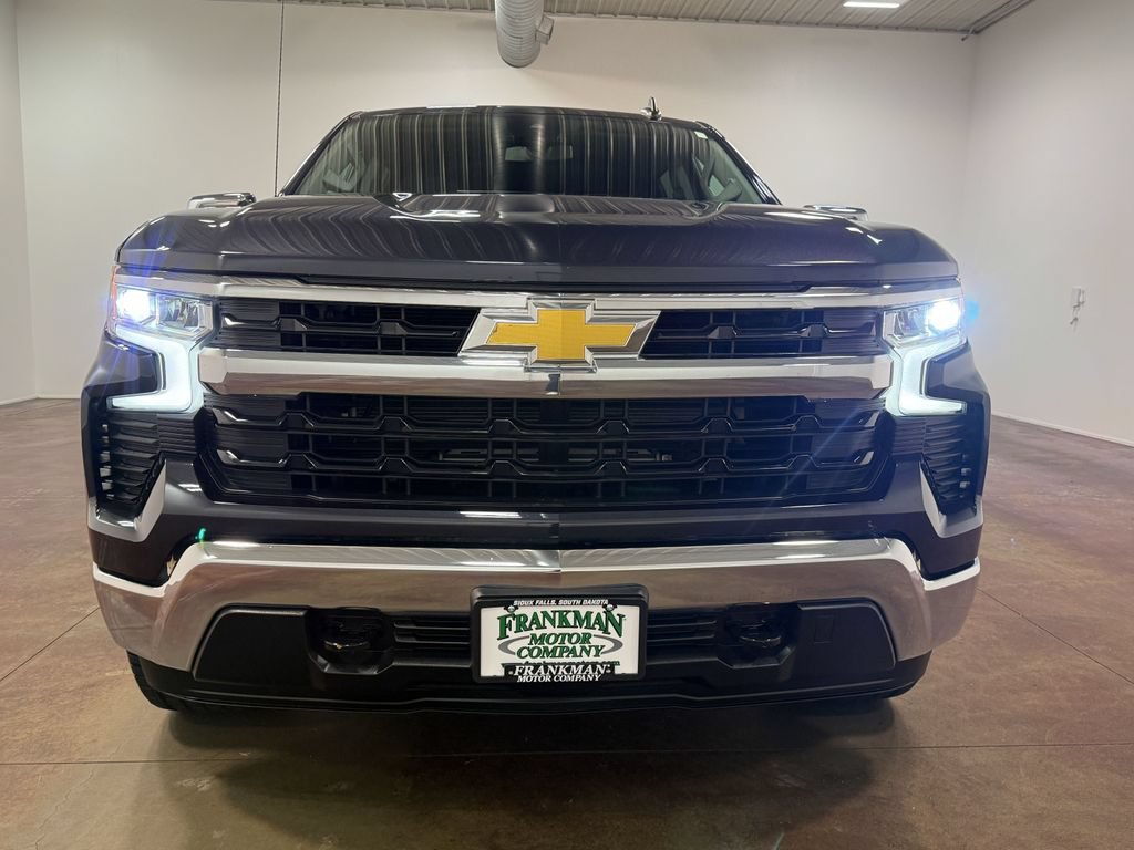 Used 2023 Chevrolet Silverado 1500 LT AWD/4WD image 41