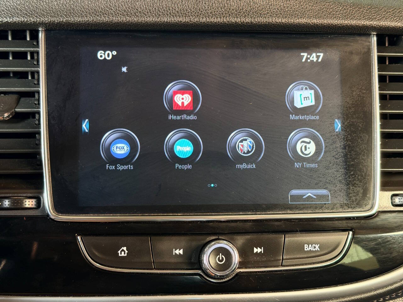 Used 2017 Buick Encore Essence FWD image 37