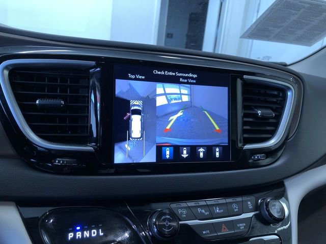 Used 2018 Chrysler Pacifica Touring-L Plus w/ Advanced Safetytec Group image 28