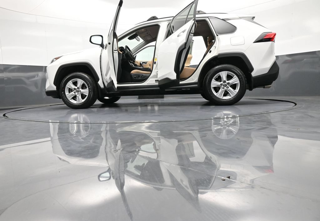 Certified 2021 Toyota RAV4 XLE AWD/4WD image 47