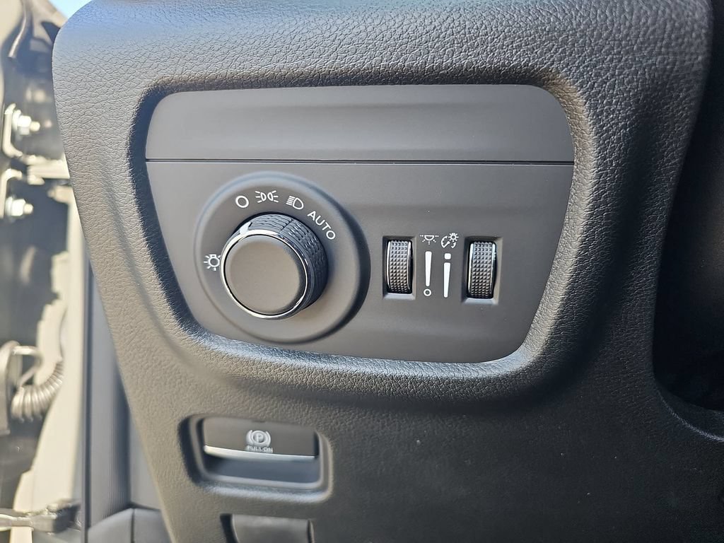 New 2027 Jeep Grand Cherokee L 4WD image 28