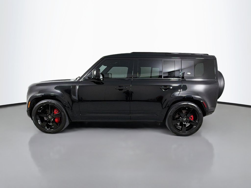 Certified 2023 Land Rover Defender 110 X-Dynamic SE AWD/4WD image 8