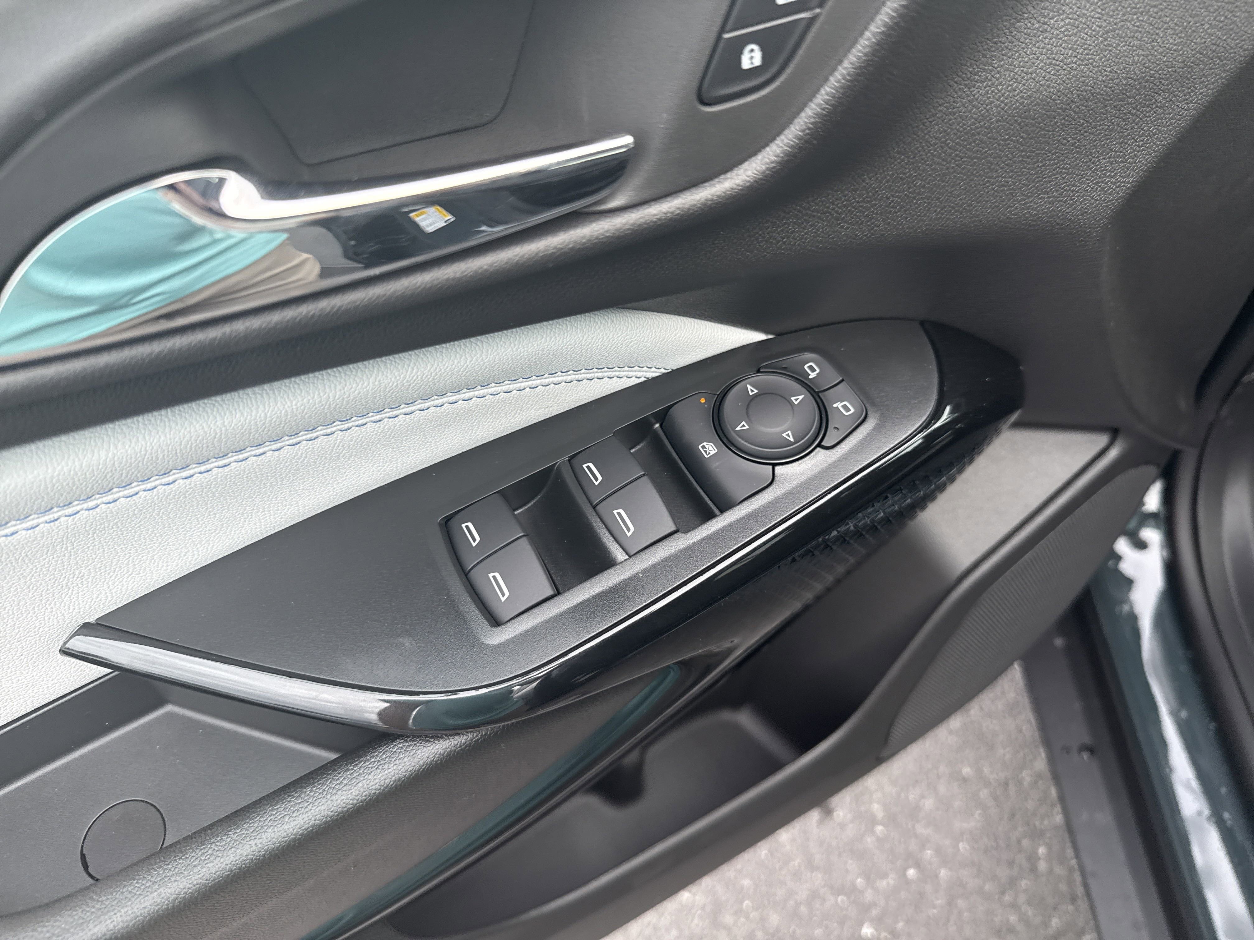 New 2025 Chevrolet Trax LT w/ Driver Confidence Package image 16