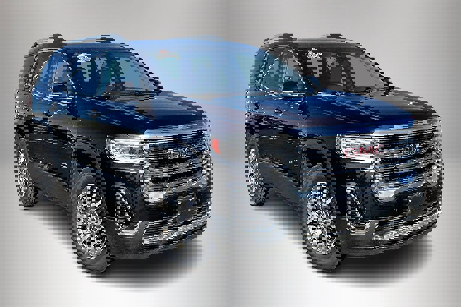 Used 2023 GMC Acadia SLT image 1