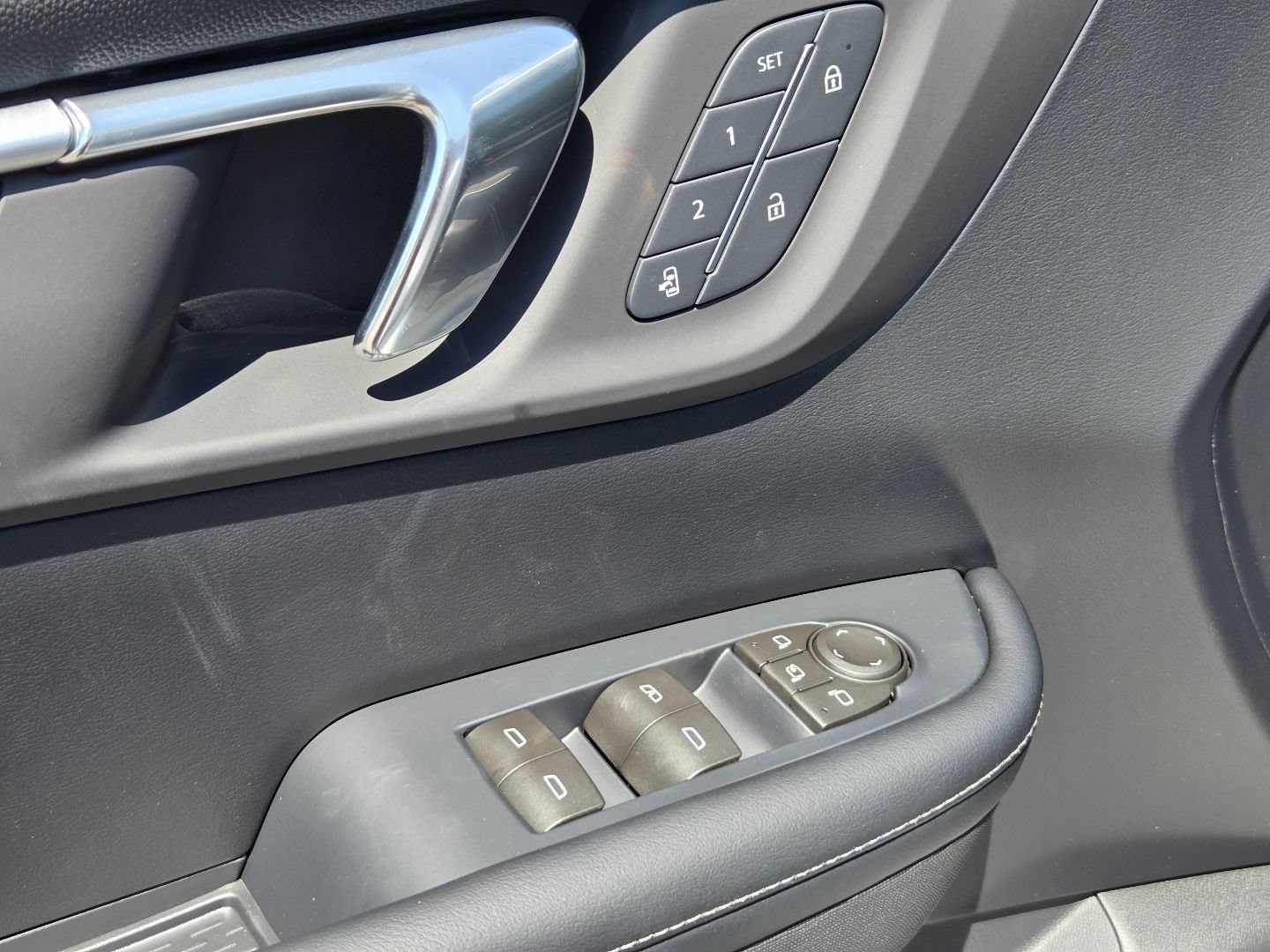 New 2026 Buick Enclave Preferred w/ Power Package AWD/4WD image 28