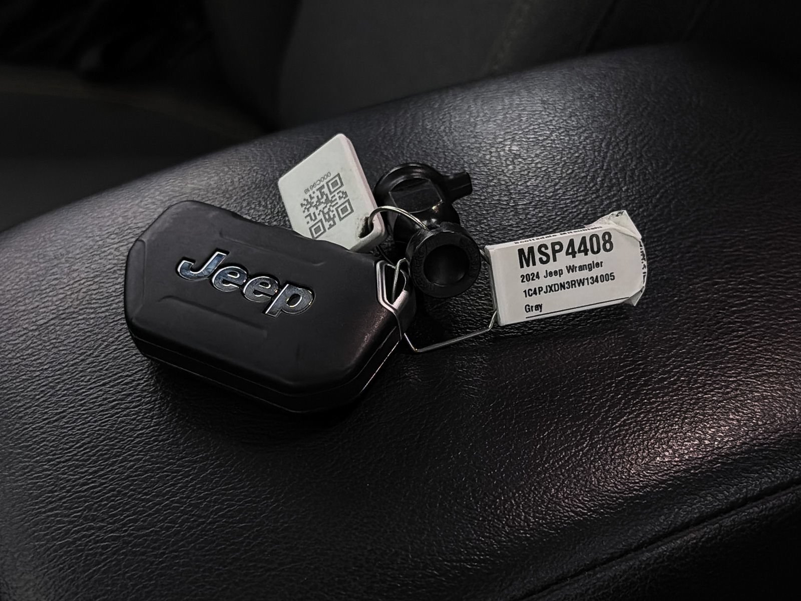 Used 2024 Jeep Wrangler Unlimited Sport AWD/4WD image 26