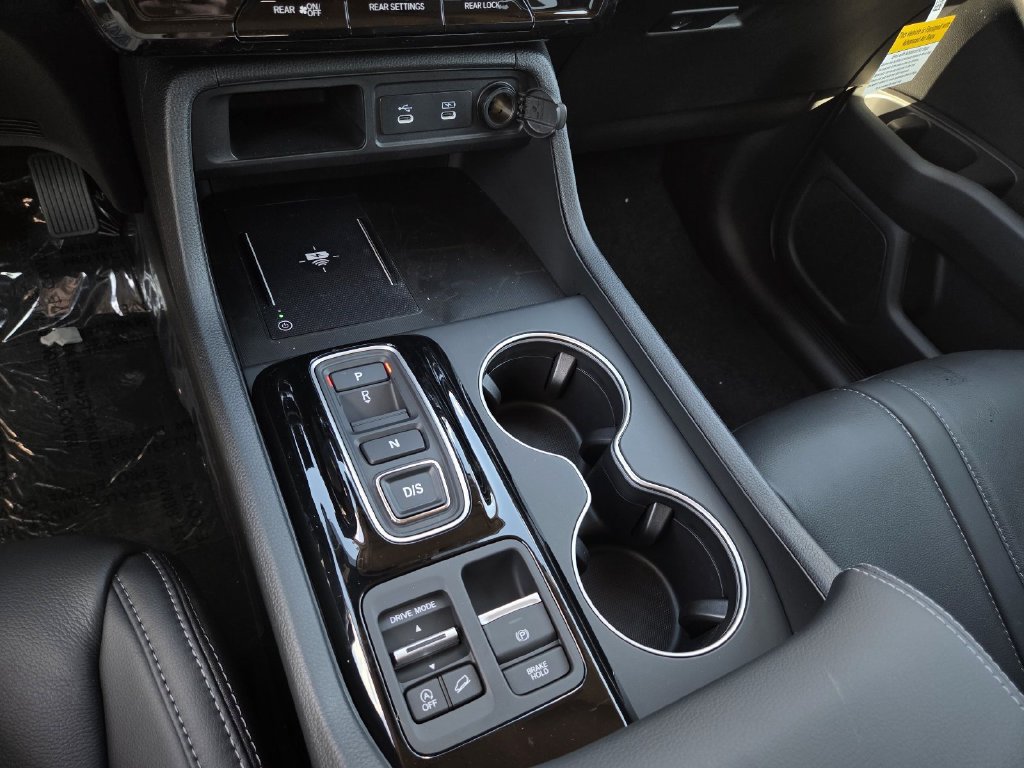 New 2026 Honda Pilot Touring image 12