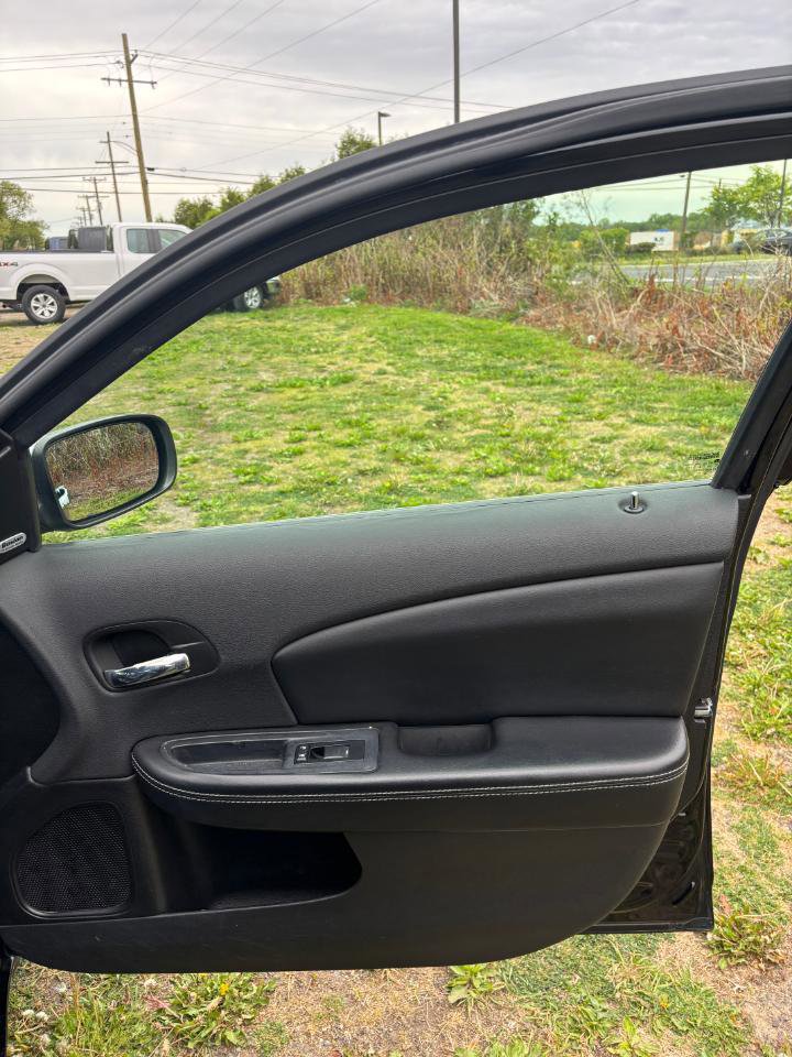 Used 2014 Chrysler 200 Limited w/ Sun/Sound Group FWD image 26