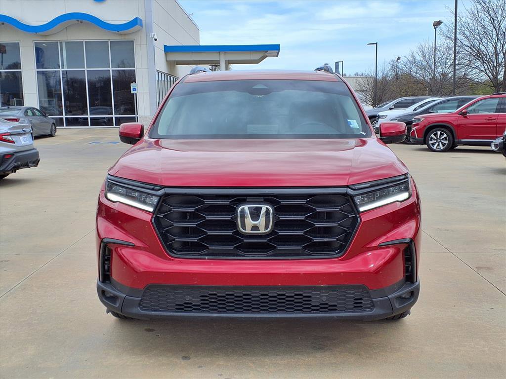 Used 2025 Honda Pilot Touring image 24