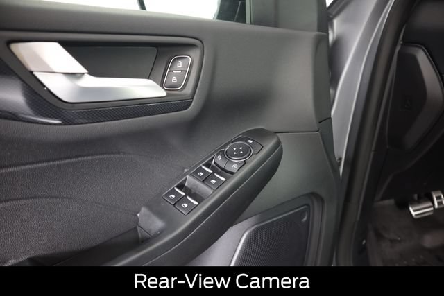Used 2024 Ford Escape ST-Line w/ Tech Pack #1 AWD/4WD image 31