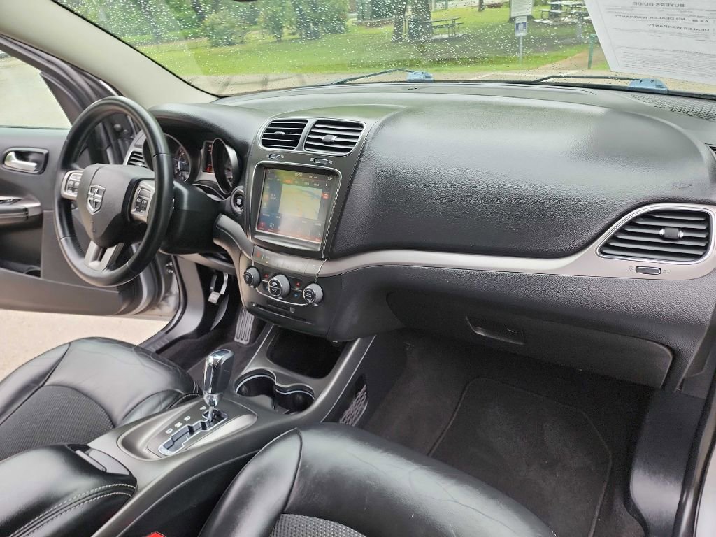 Used 2017 Dodge Journey Crossroad FWD image 40
