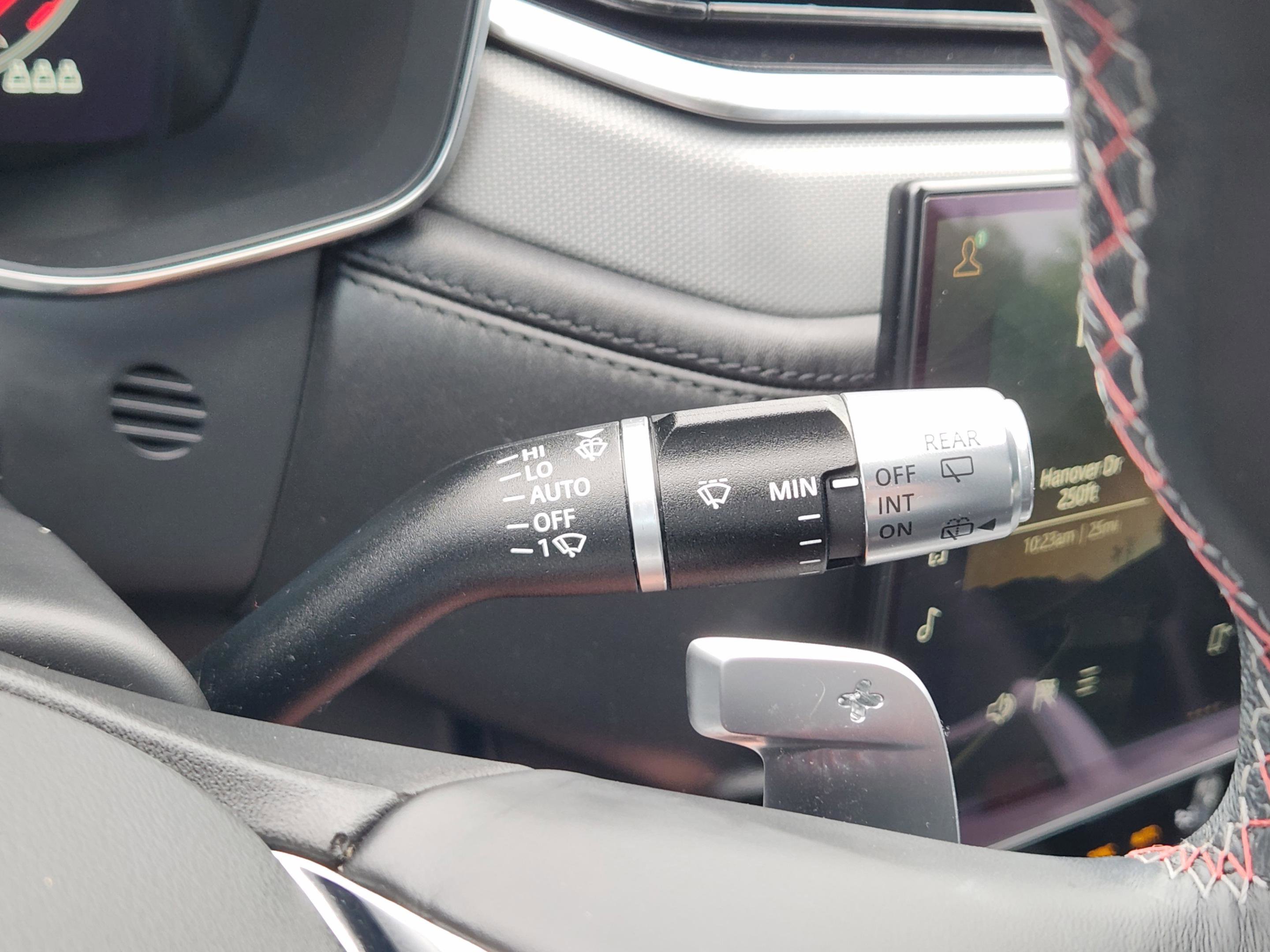 Used 2022 Jaguar F-PACE SVR image 25