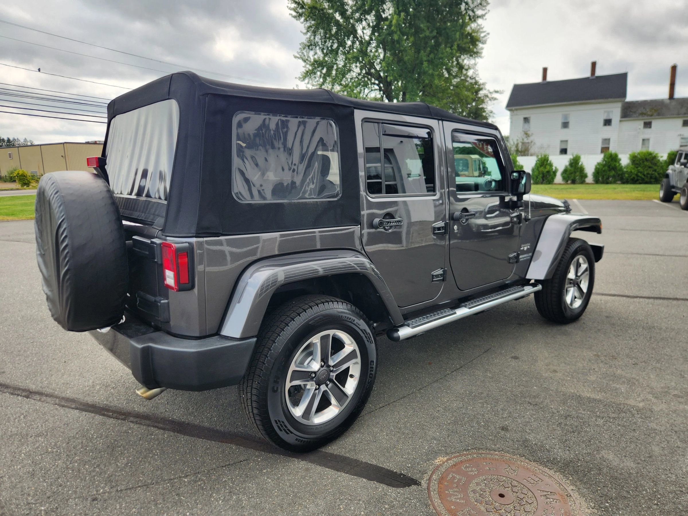 Used 2016 Jeep Wrangler Unlimited Sahara w/ Dual Top Group image 13