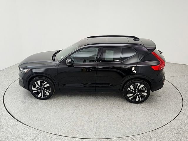 Used 2026 Volvo XC40 B5 Ultra image 35
