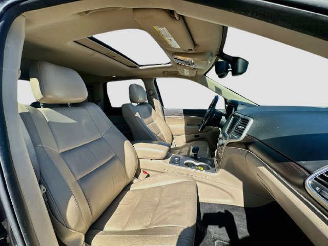 Used 2014 Jeep Grand Cherokee Limited AWD/4WD image 30
