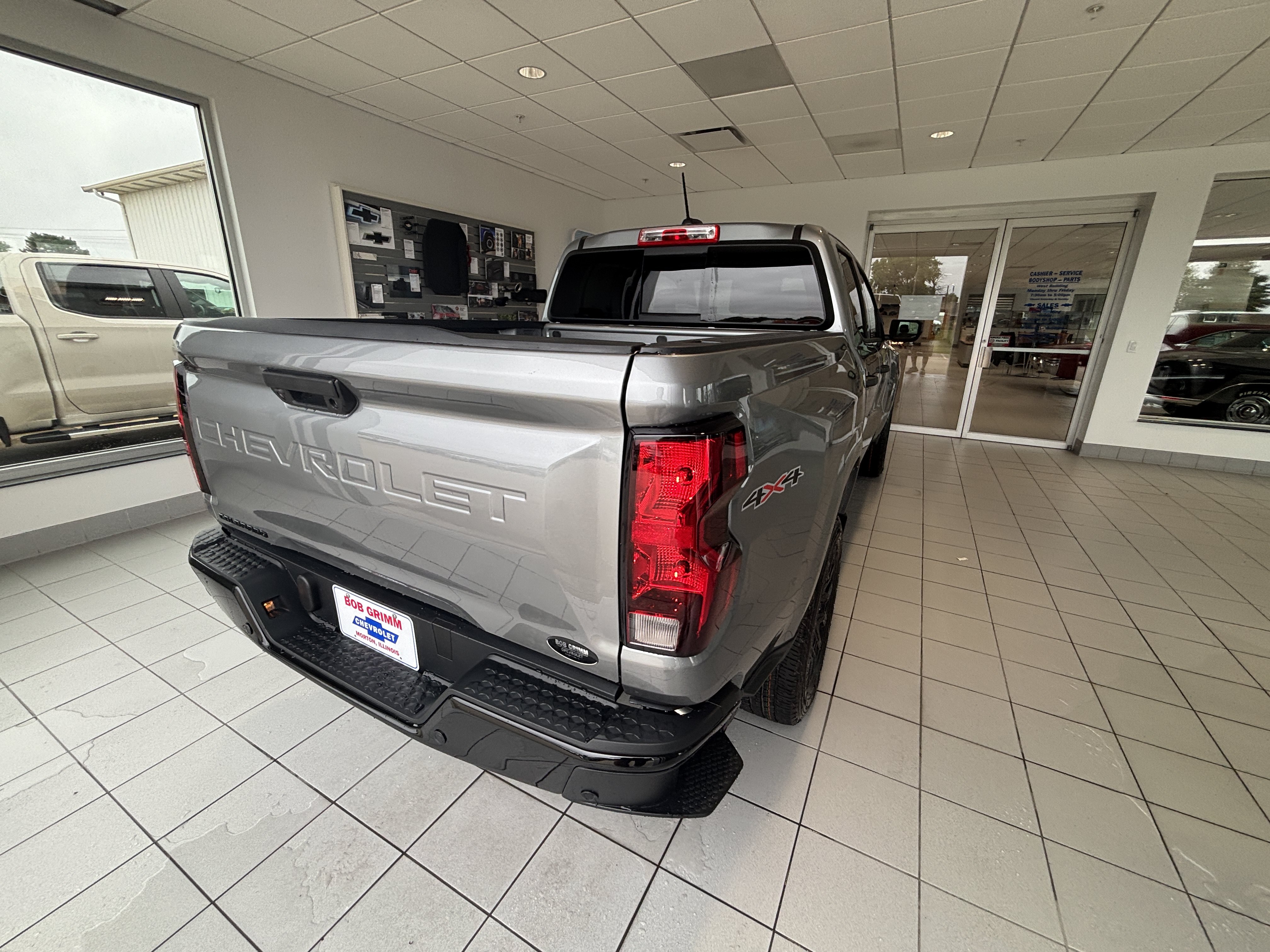 New 2026 Chevrolet Colorado W/T w/ WT Custom Package AWD/4WD image 7