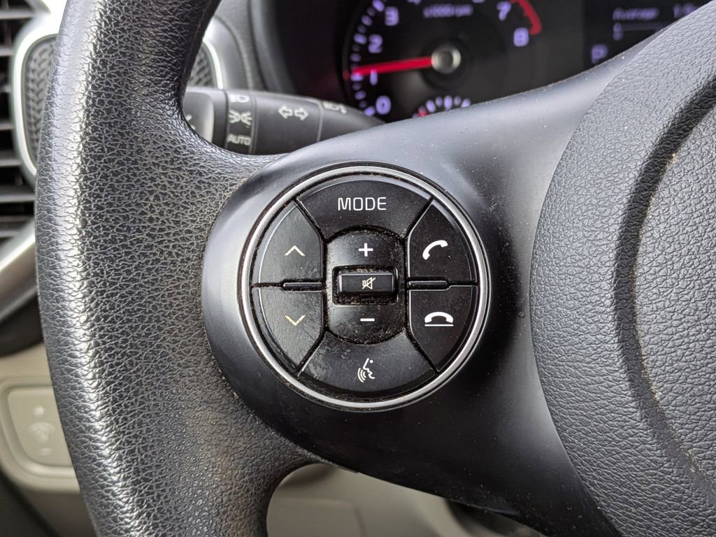 Used 2020 Kia Soul S image 23