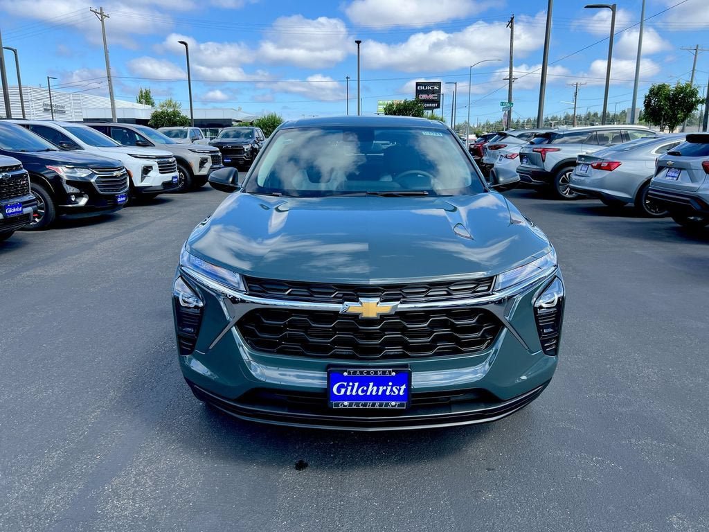 New 2026 Chevrolet Trax LS w/ Driver Confidence Package FWD image 24
