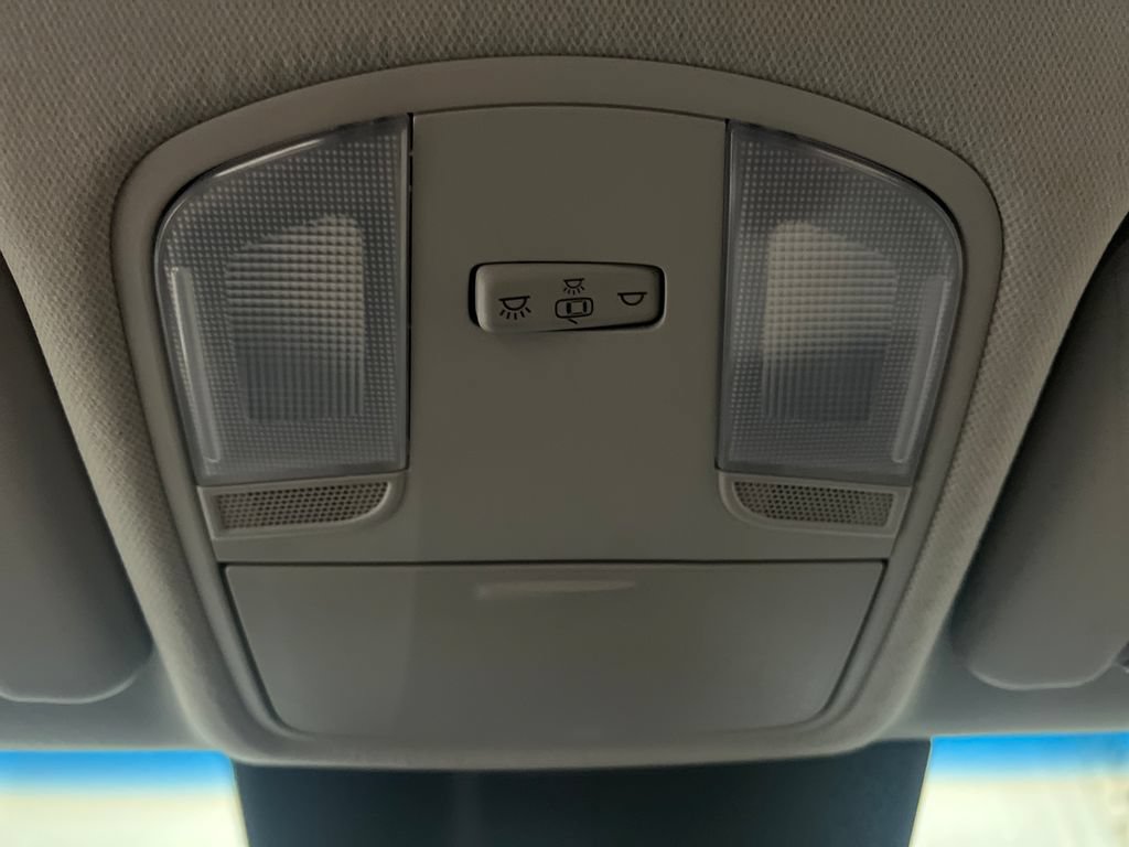 Used 2022 Hyundai Kona SEL w/ Cargo Package FWD image 23