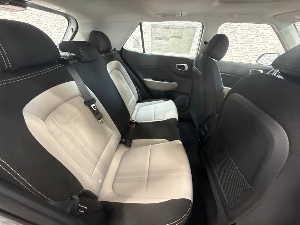New 2026 Hyundai Venue SEL FWD image 13
