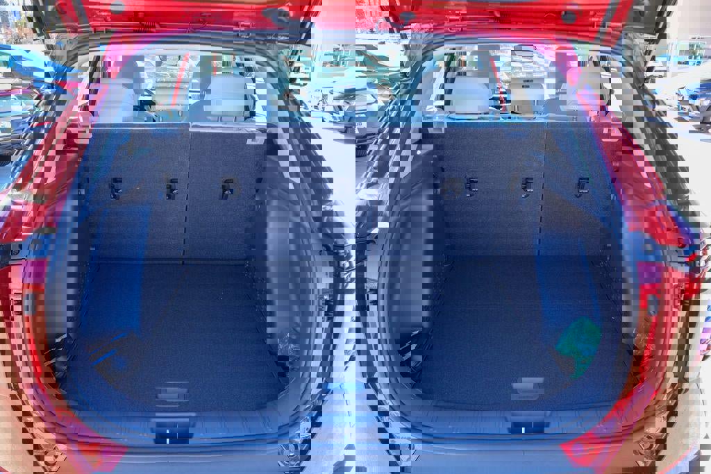 New 2026 Hyundai Kona SE image 28