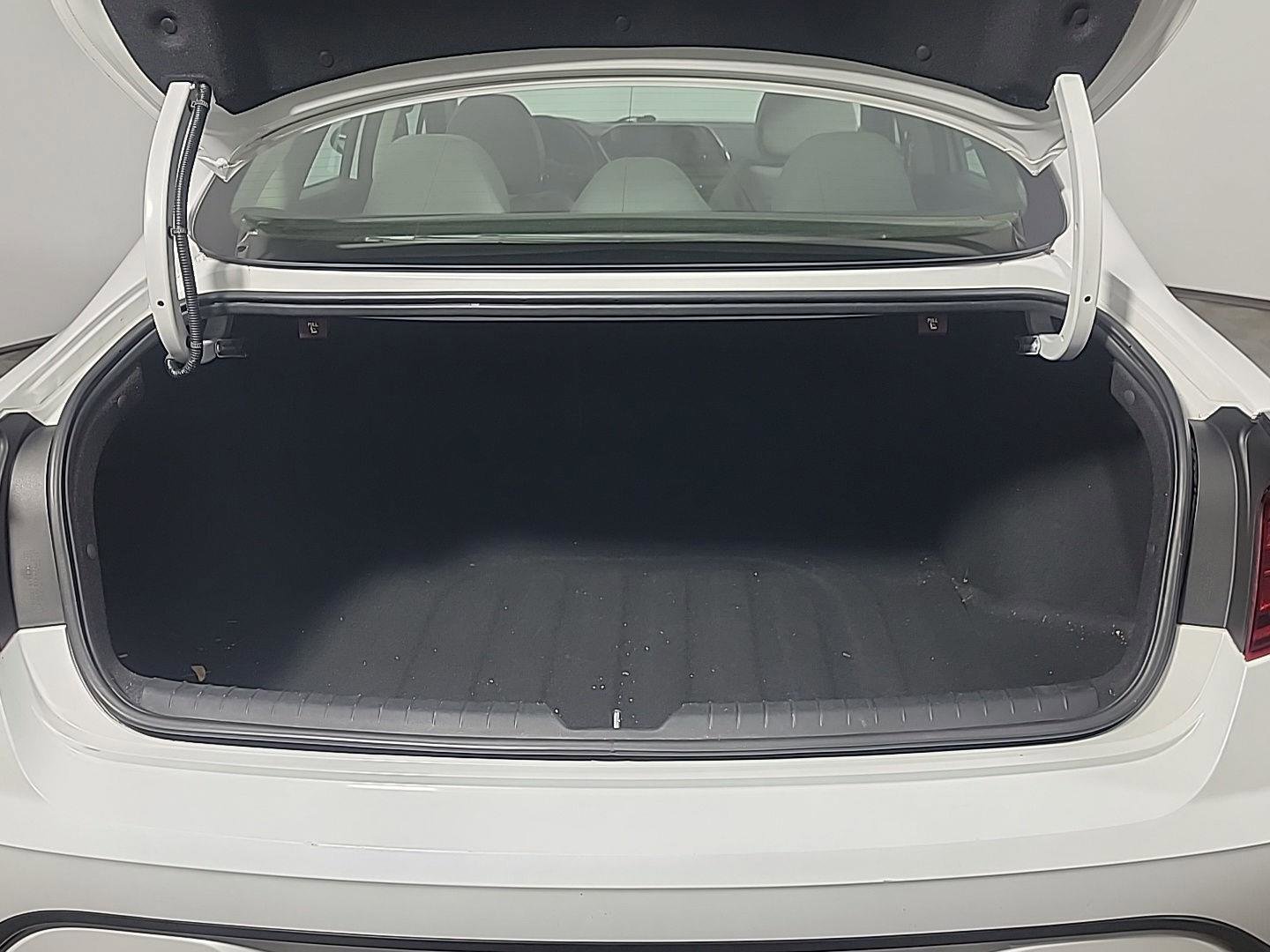 Used 2022 Hyundai Sonata SE image 9