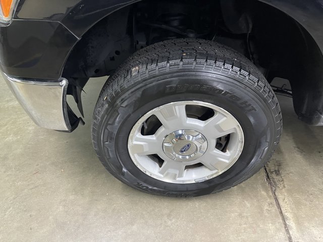 Used 2013 Ford F150 XLT w/ Mid Equipment Group image 12