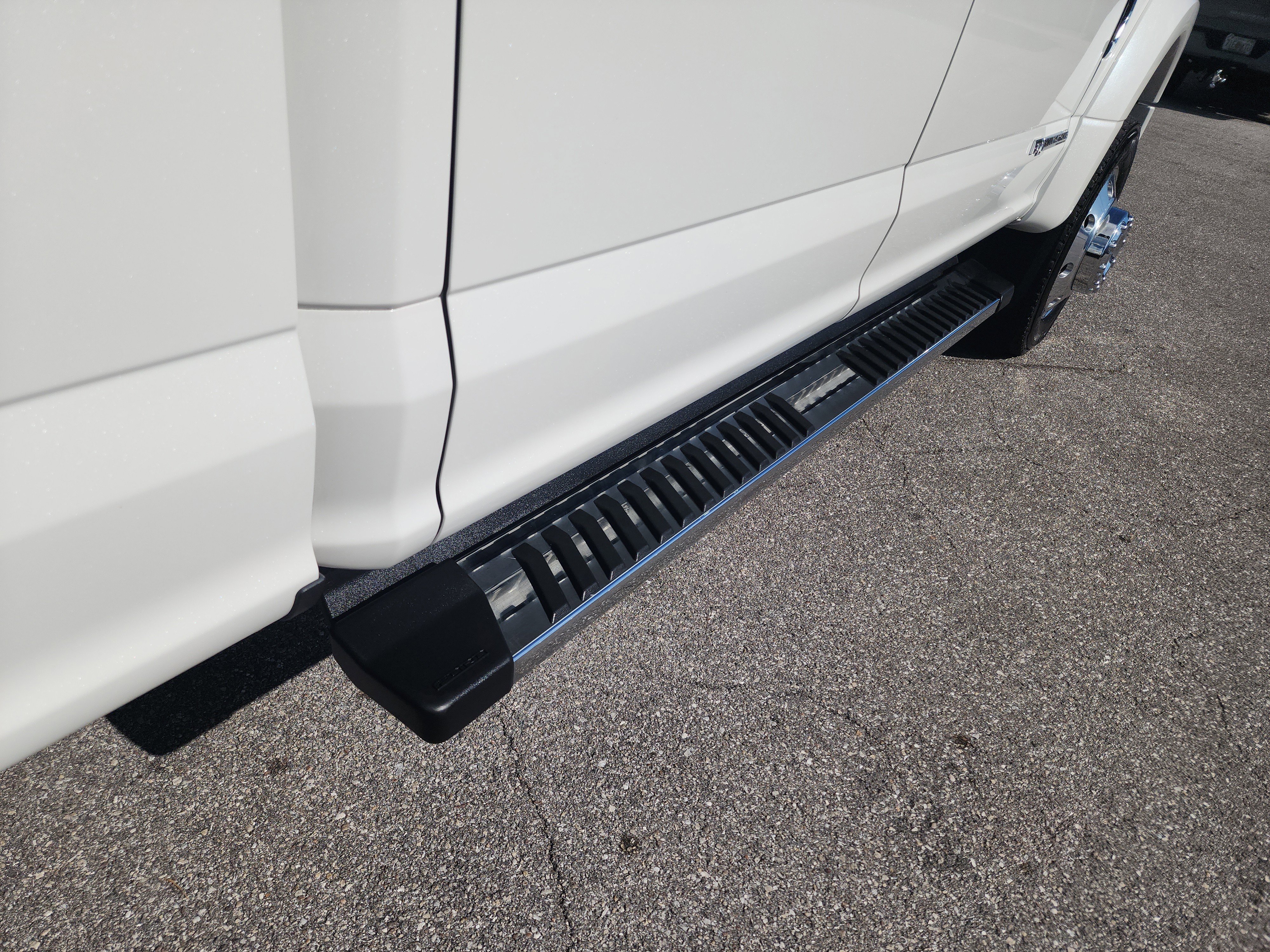 Used 2020 Ford F450 Lariat w/ Lariat Ultimate Package image 24