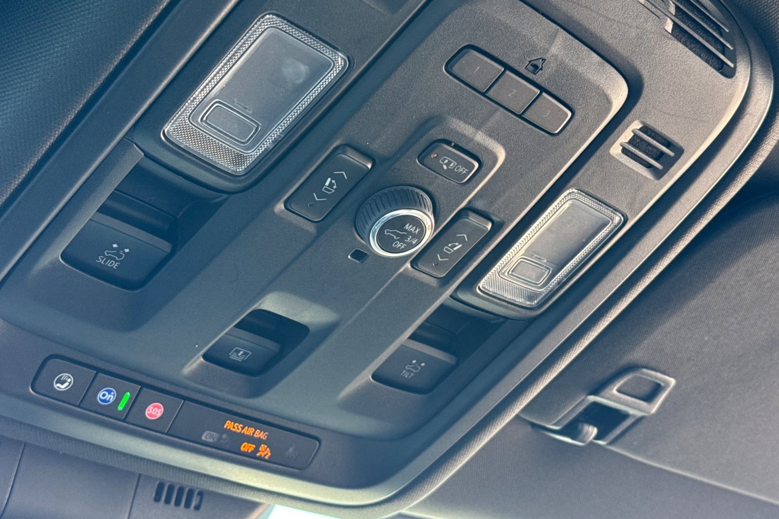 Used 2023 Cadillac Escalade ESV Premium Luxury image 22