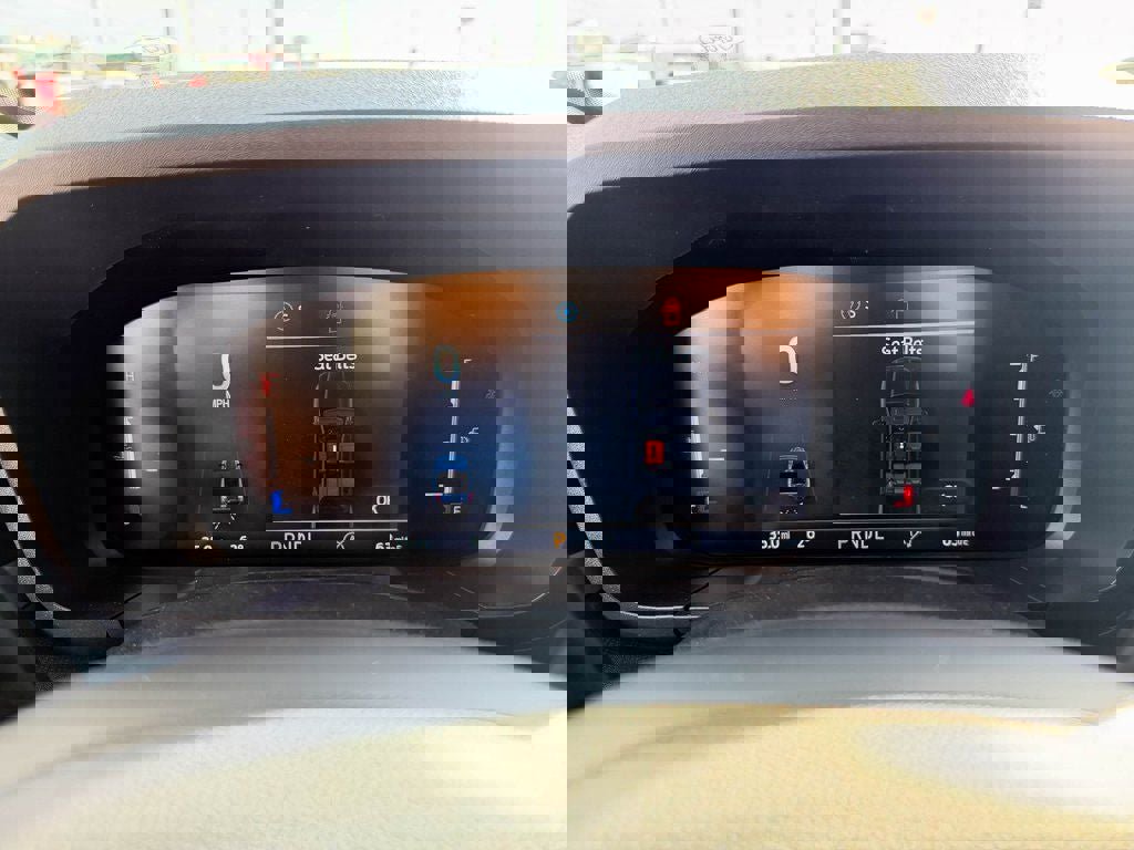 New 2025 Ford Maverick XLT w/ XLT Luxury Package image 28