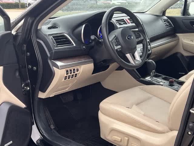 Used 2017 Subaru Outback 2.5i Limited AWD/4WD image 3