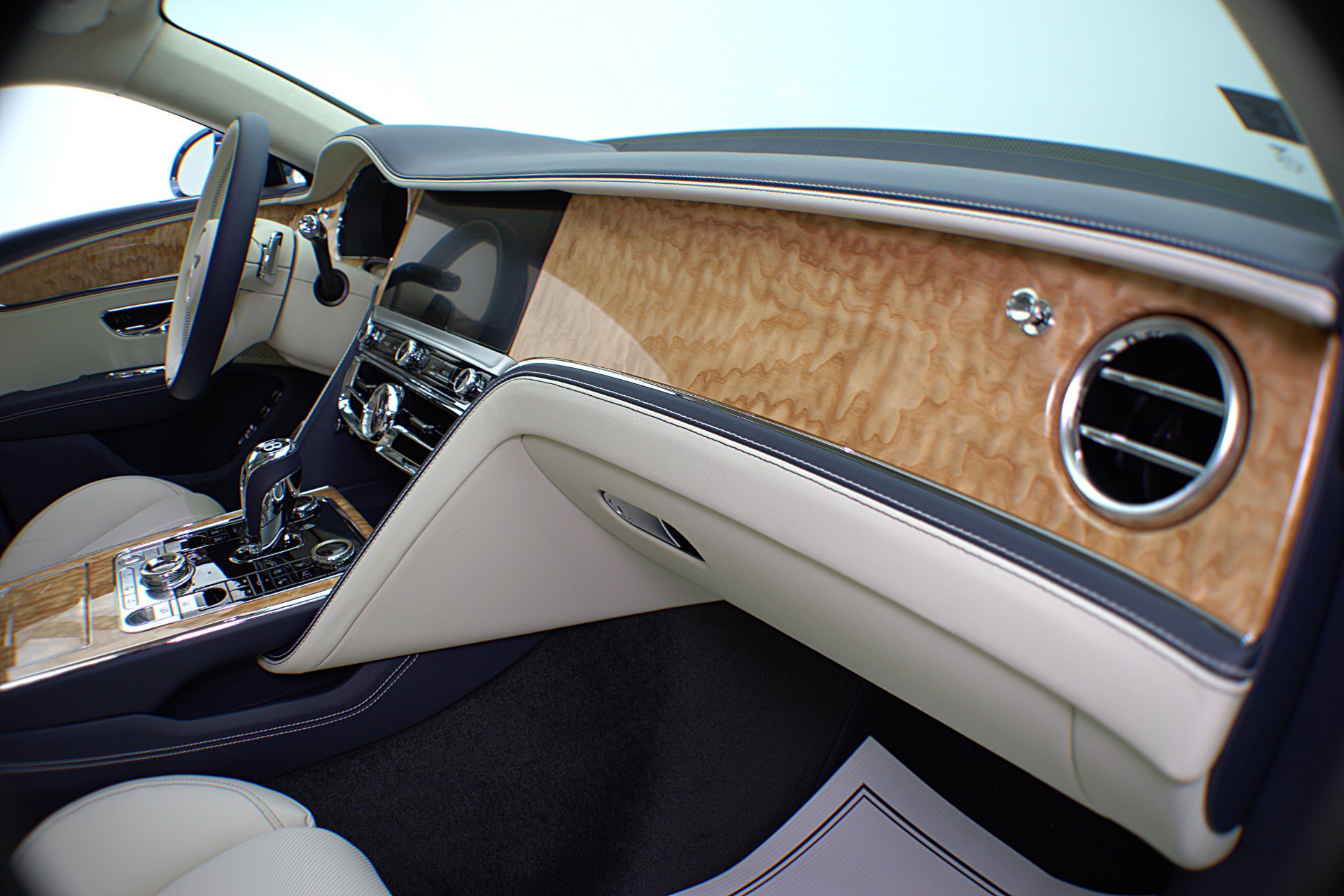 Certified 2022 Bentley Flying Spur Plug-In Hybrid AWD/4WD image 23