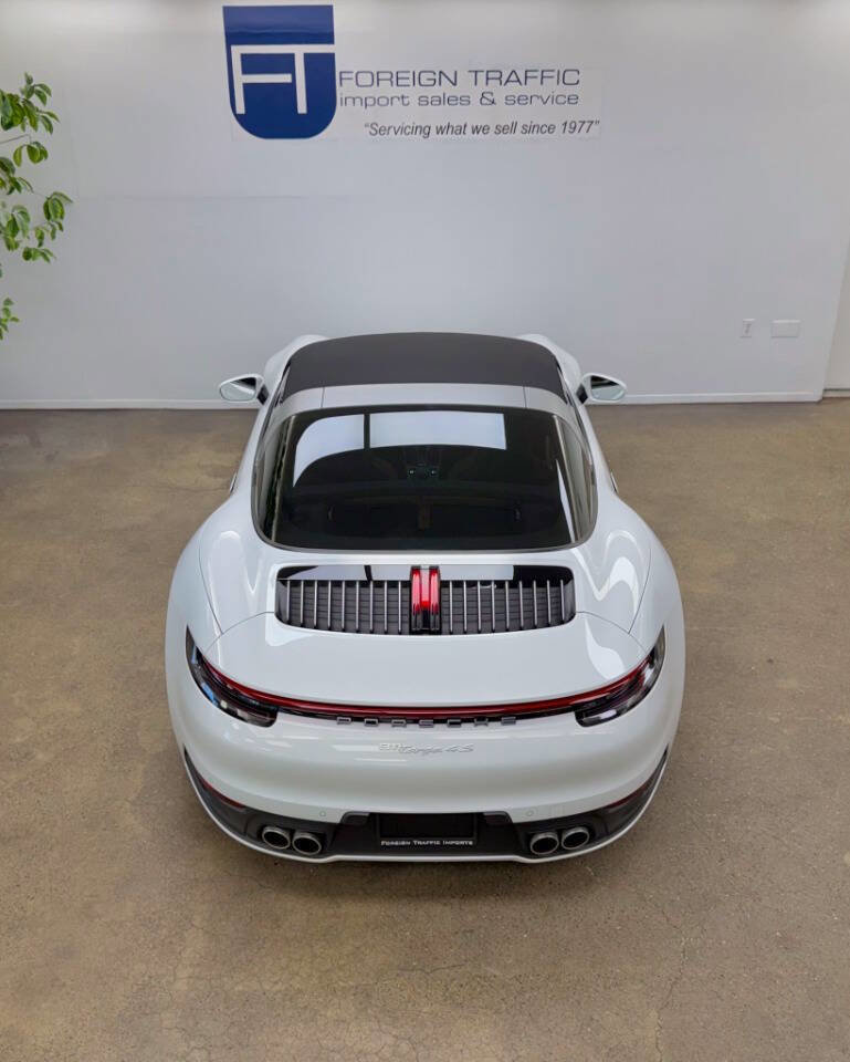 Used 2024 Porsche 911 Targa 4S w/ Premium Package image 34