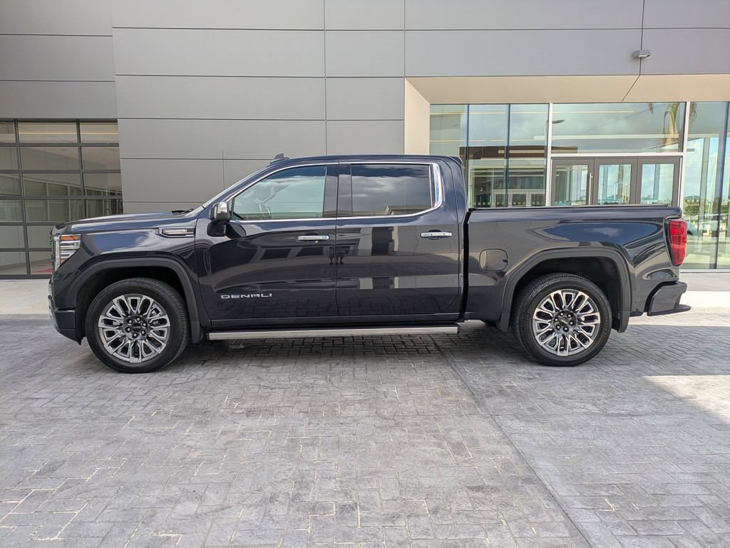 Used 2023 GMC Sierra 1500 Denali Ultimate AWD/4WD image 8