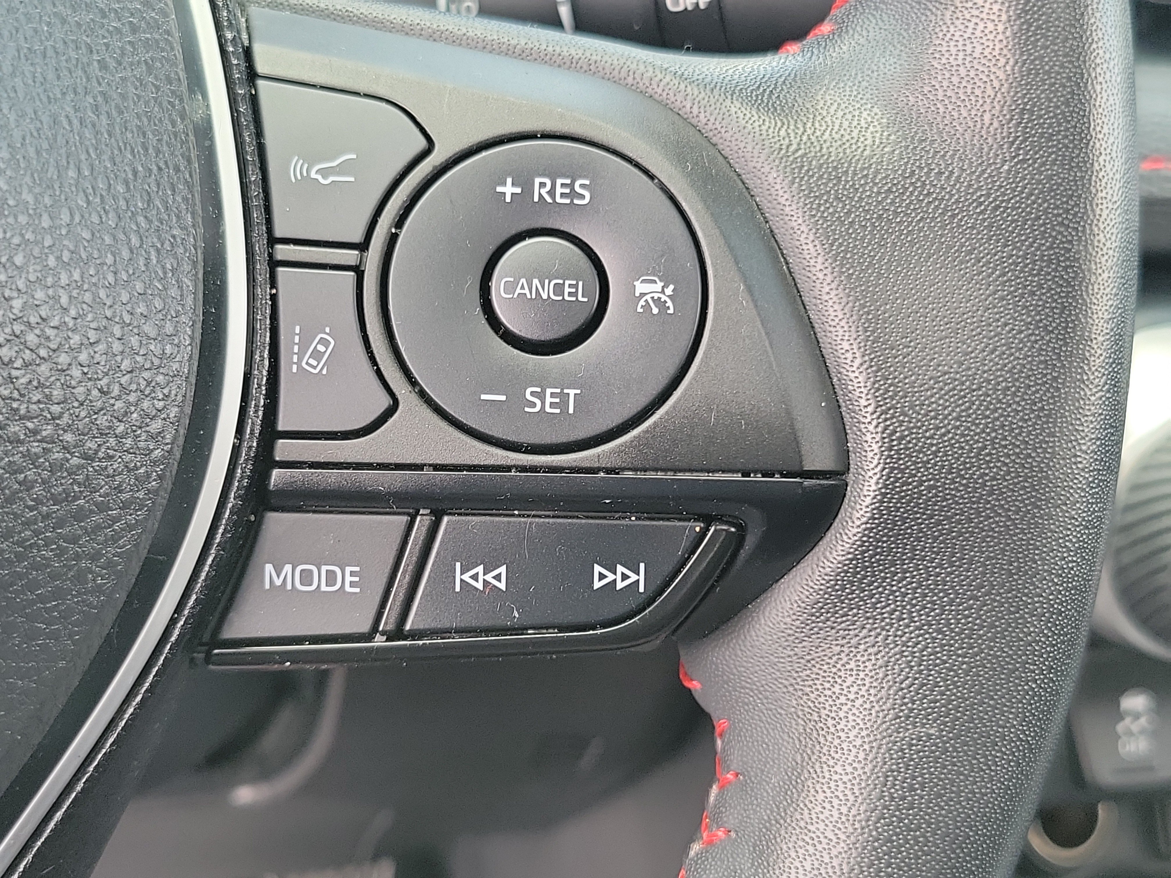 Certified 2024 Toyota RAV4 SE w/ Weather & Moonroof Package AWD/4WD image 29