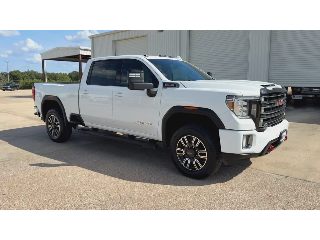 Used 2022 GMC Sierra 2500 AT4 w/ AT4 Preferred Package AWD/4WD image 2