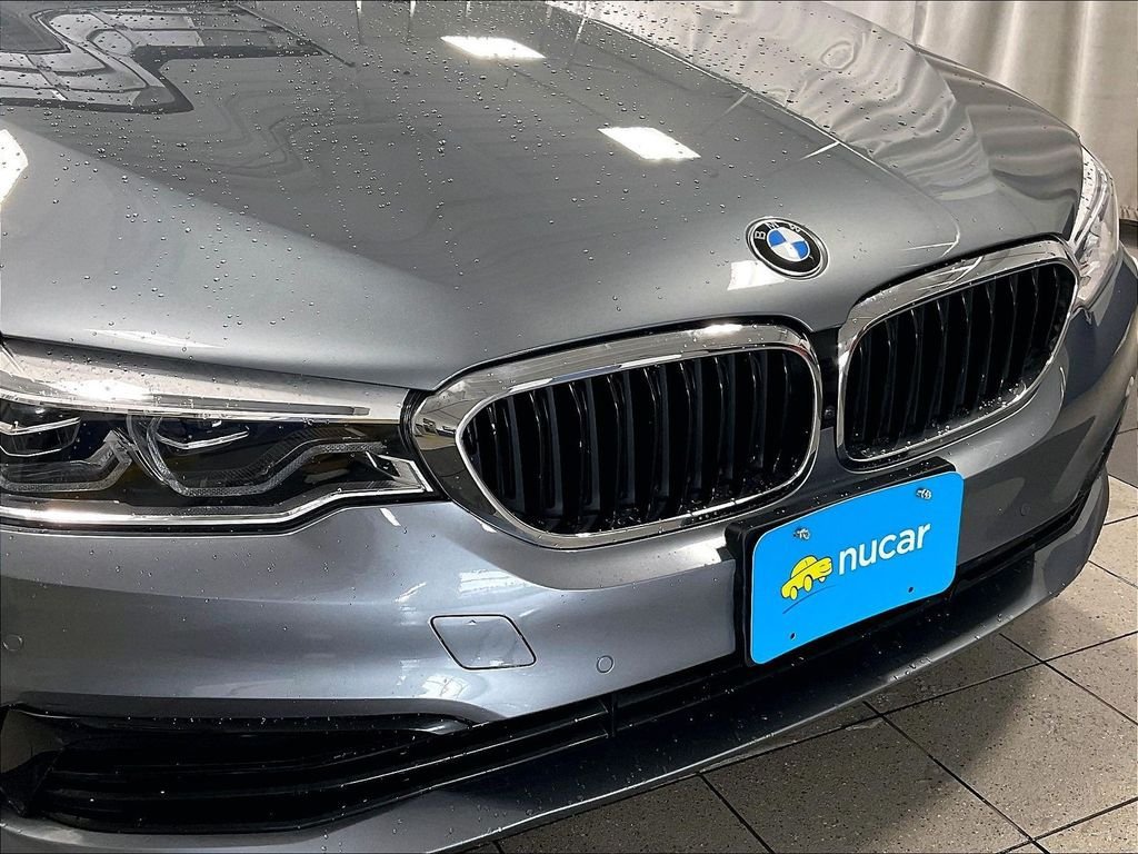 Used 2019 BMW 530e xDrive w/ Convenience Package AWD/4WD image 32