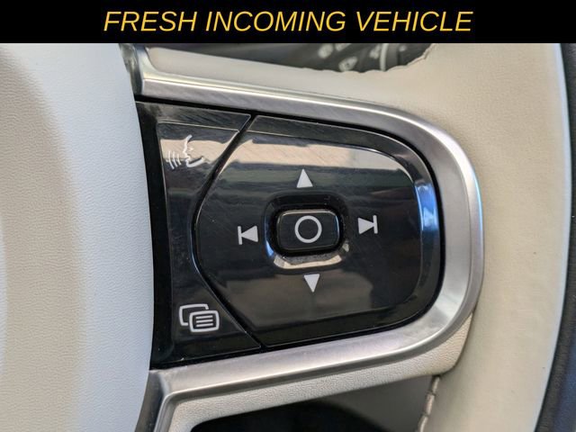 Used 2023 Volvo XC90 B6 Plus image 22