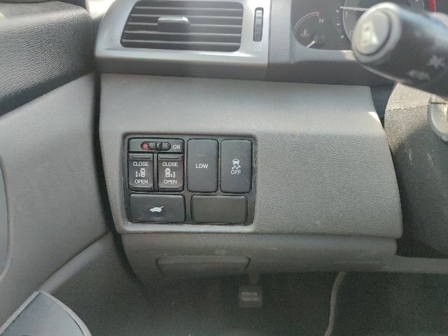 Used 2016 Honda Odyssey EX-L image 24