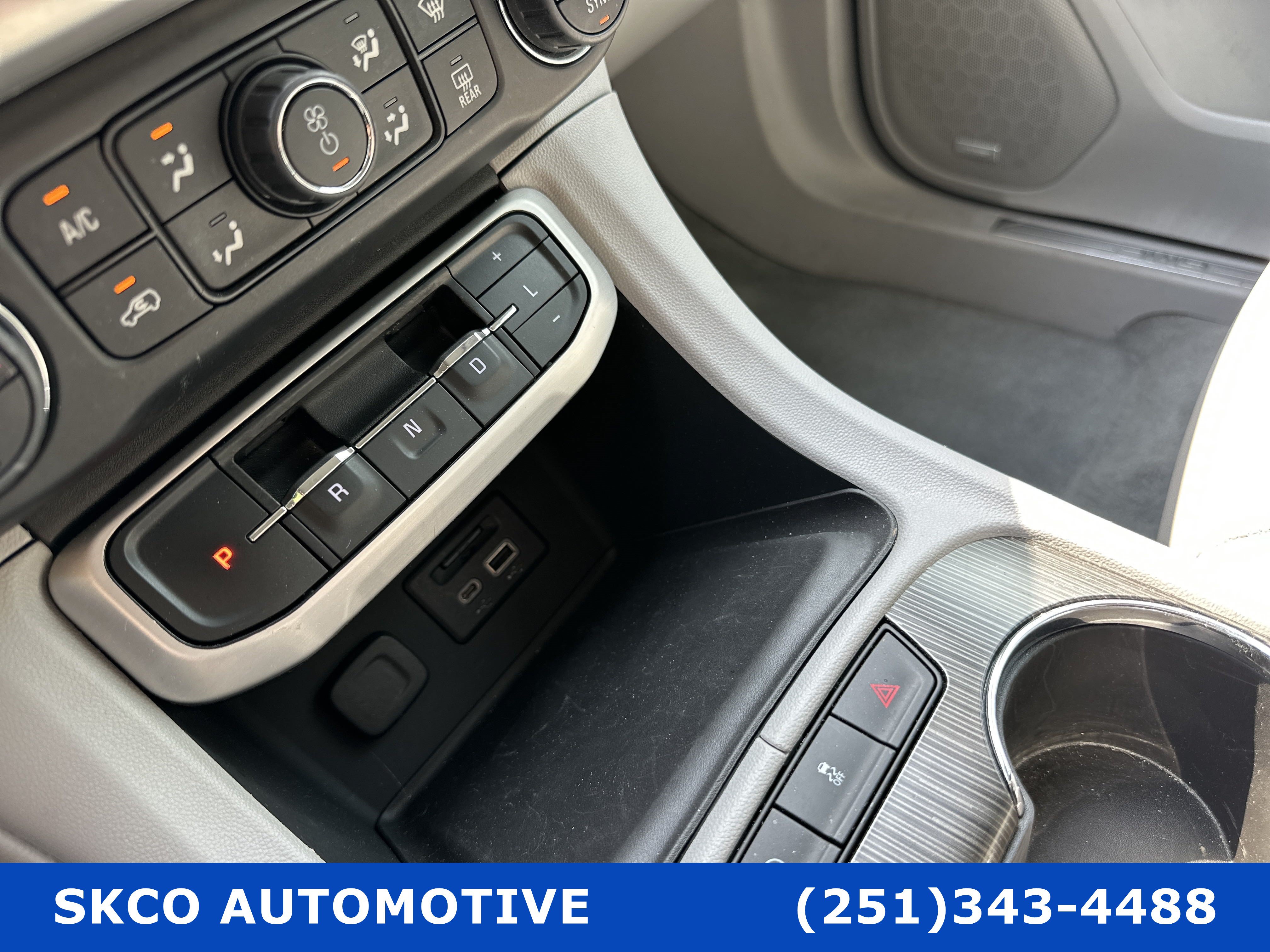 Used 2023 GMC Acadia SLT FWD image 23