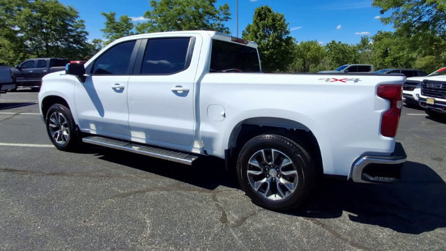 Certified 2022 Chevrolet Silverado 1500 LT AWD/4WD image 6